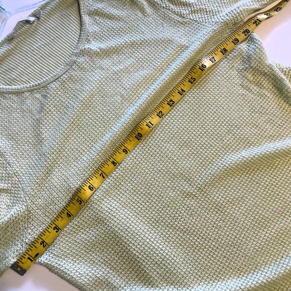 Soft Surroundings Bailey Thermal Top Womens Large Pear Green Eyelet Boho Sweater - Picture 8 of 8